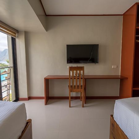 Coral Cliff Hotel El Nido Bagian luar foto