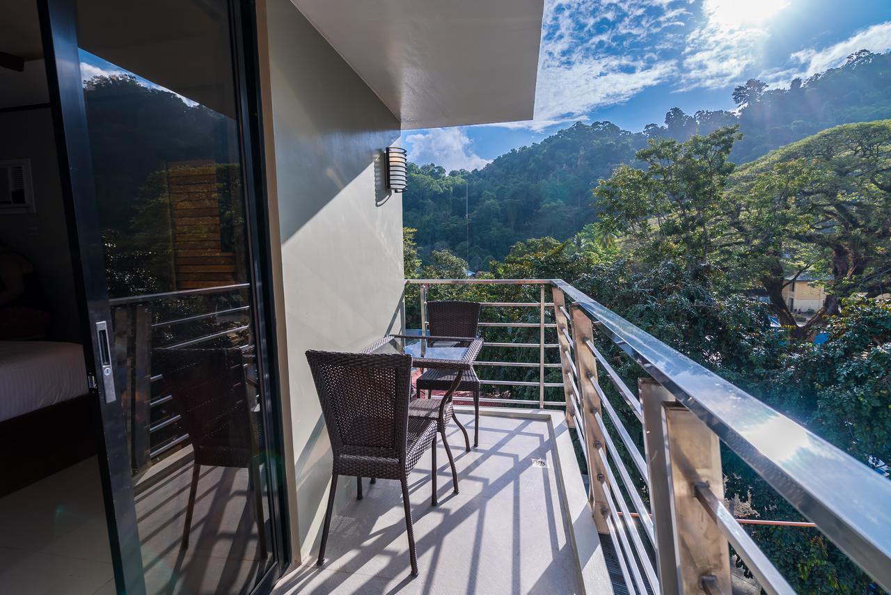Coral Cliff Hotel El Nido Bagian luar foto