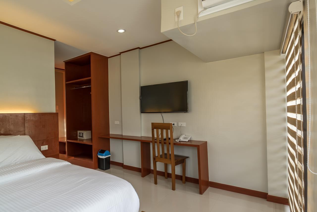 Coral Cliff Hotel El Nido Bagian luar foto