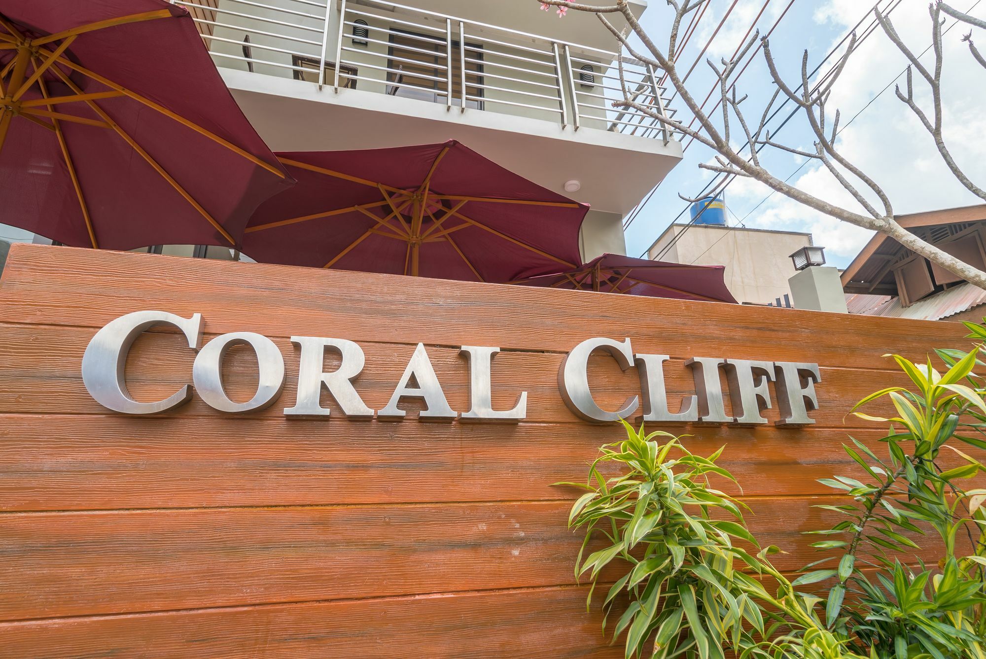 Coral Cliff Hotel El Nido Bagian luar foto